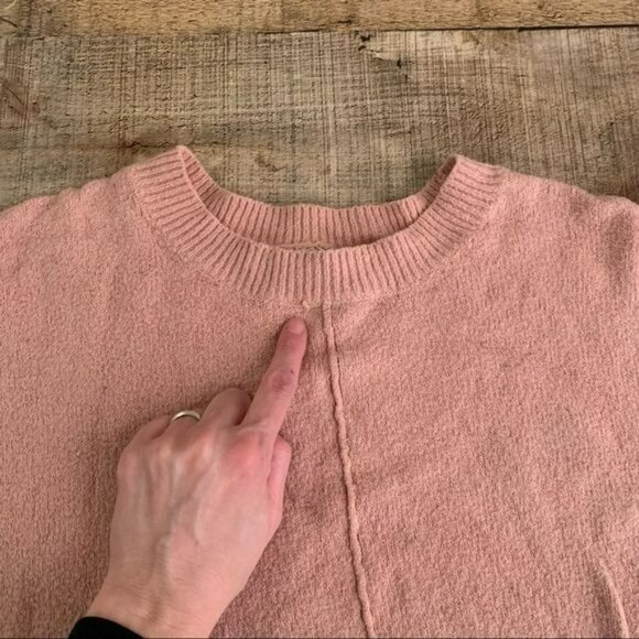 Ruby Moon womens size medium pink crew neck pullover sweater - Picture 2 of 8